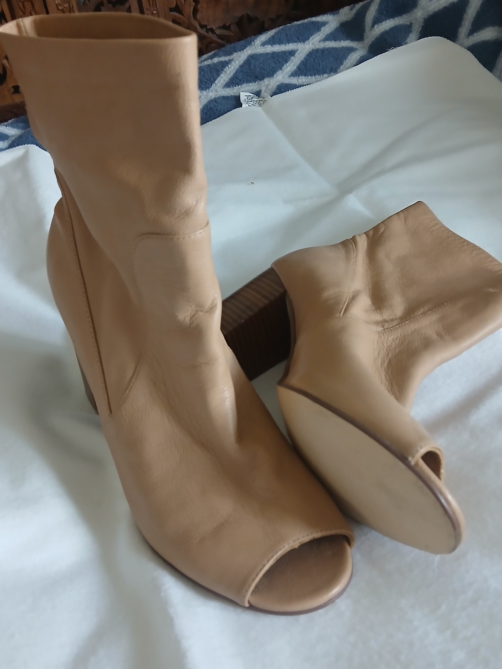 Chinese Laundry Tan Peep-Toe Leather Mid-Heel Boots